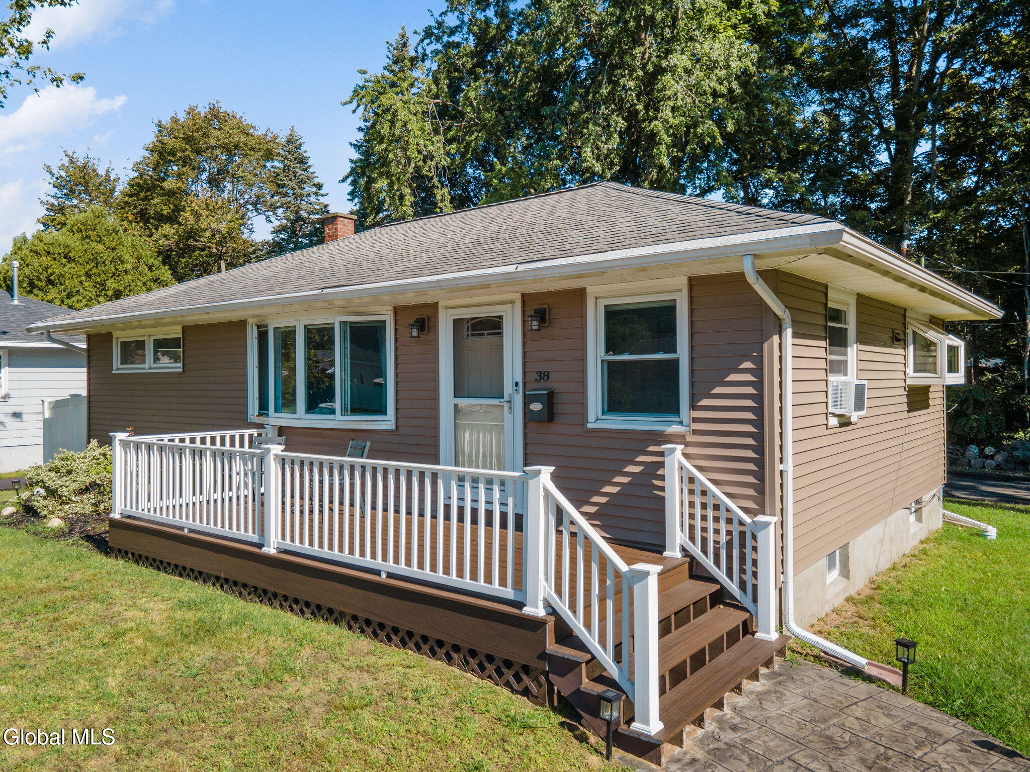38 Loralee Drive Colonie NY 12205