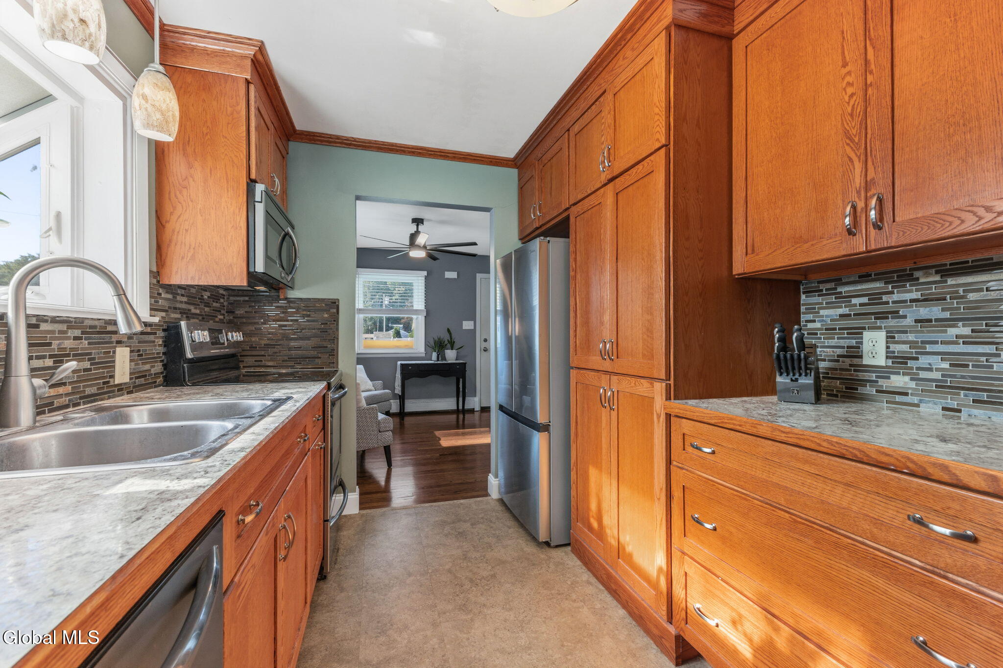38 Loralee Drive Colonie NY 12205