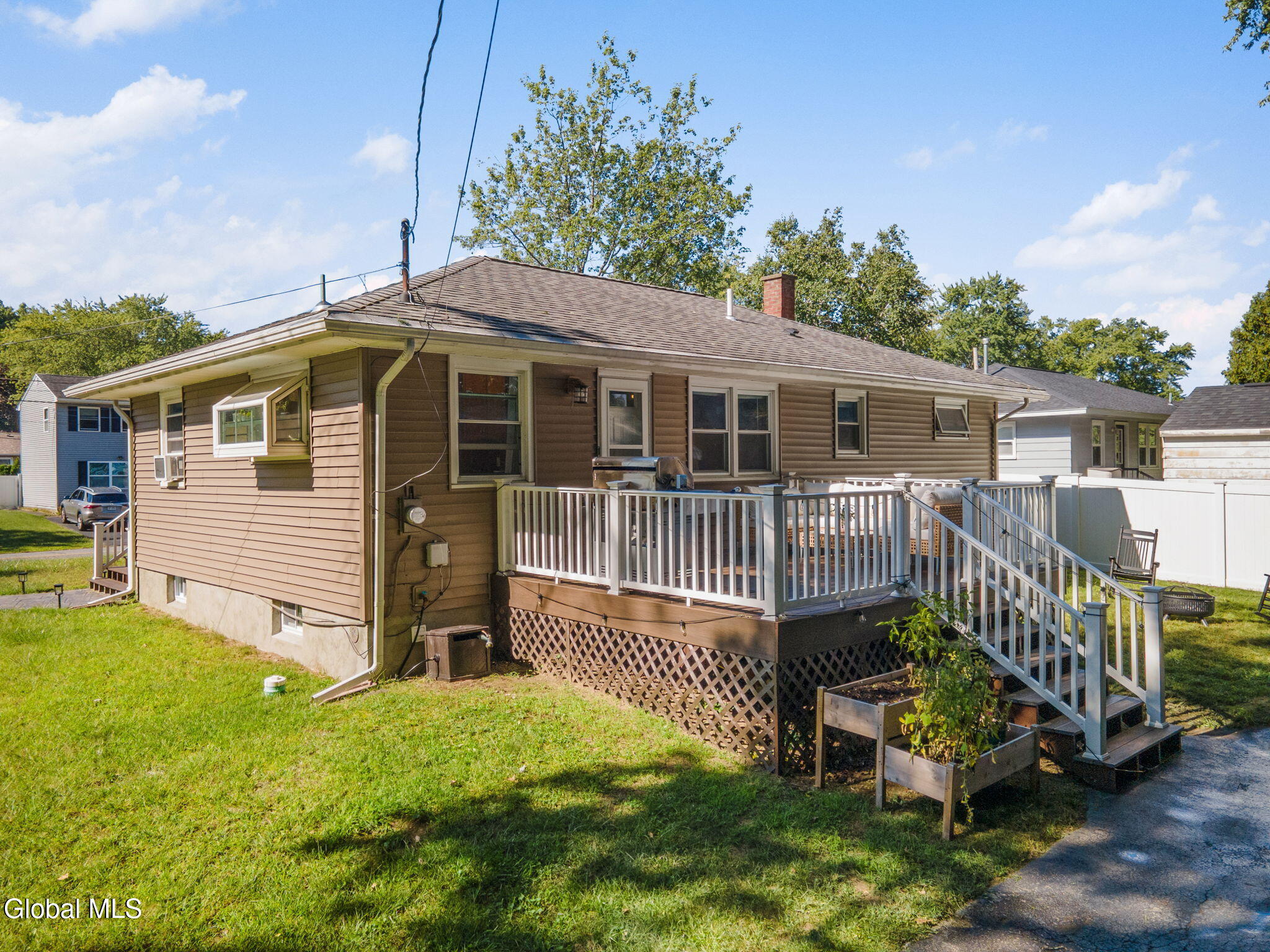 38 Loralee Drive Colonie NY 12205