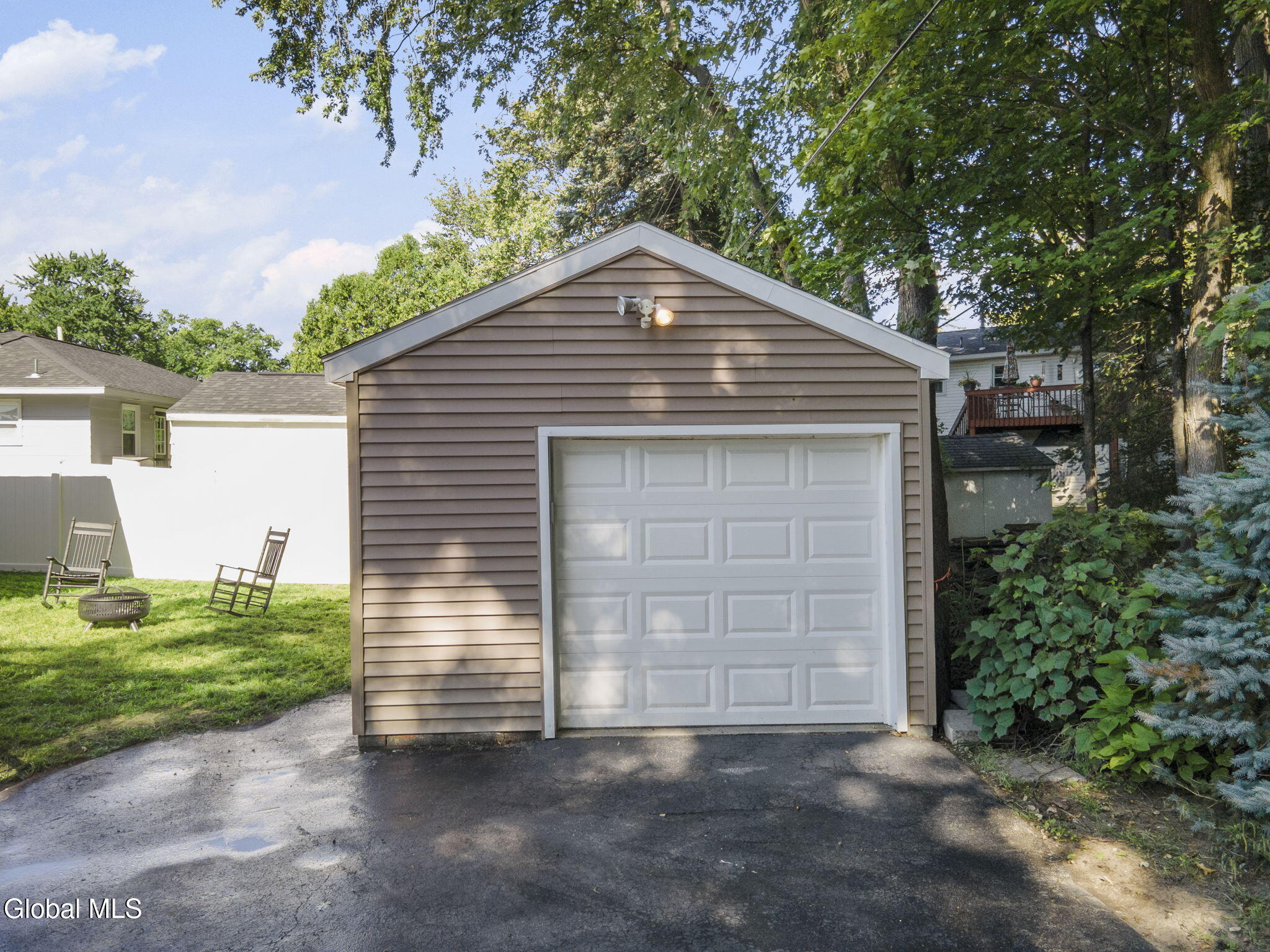 38 Loralee Drive Colonie NY 12205