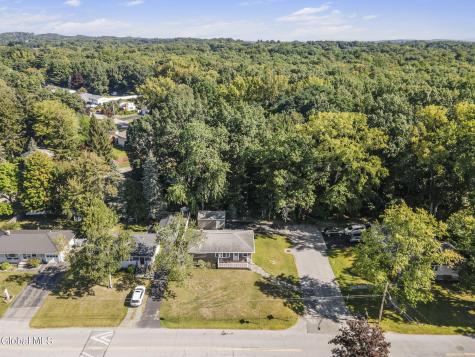 38 Loralee Drive Colonie NY 12205