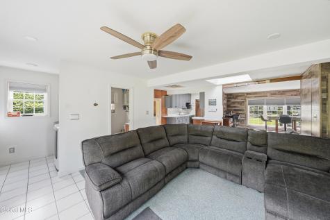 22 Pinewood Road Guilderland NY 12084