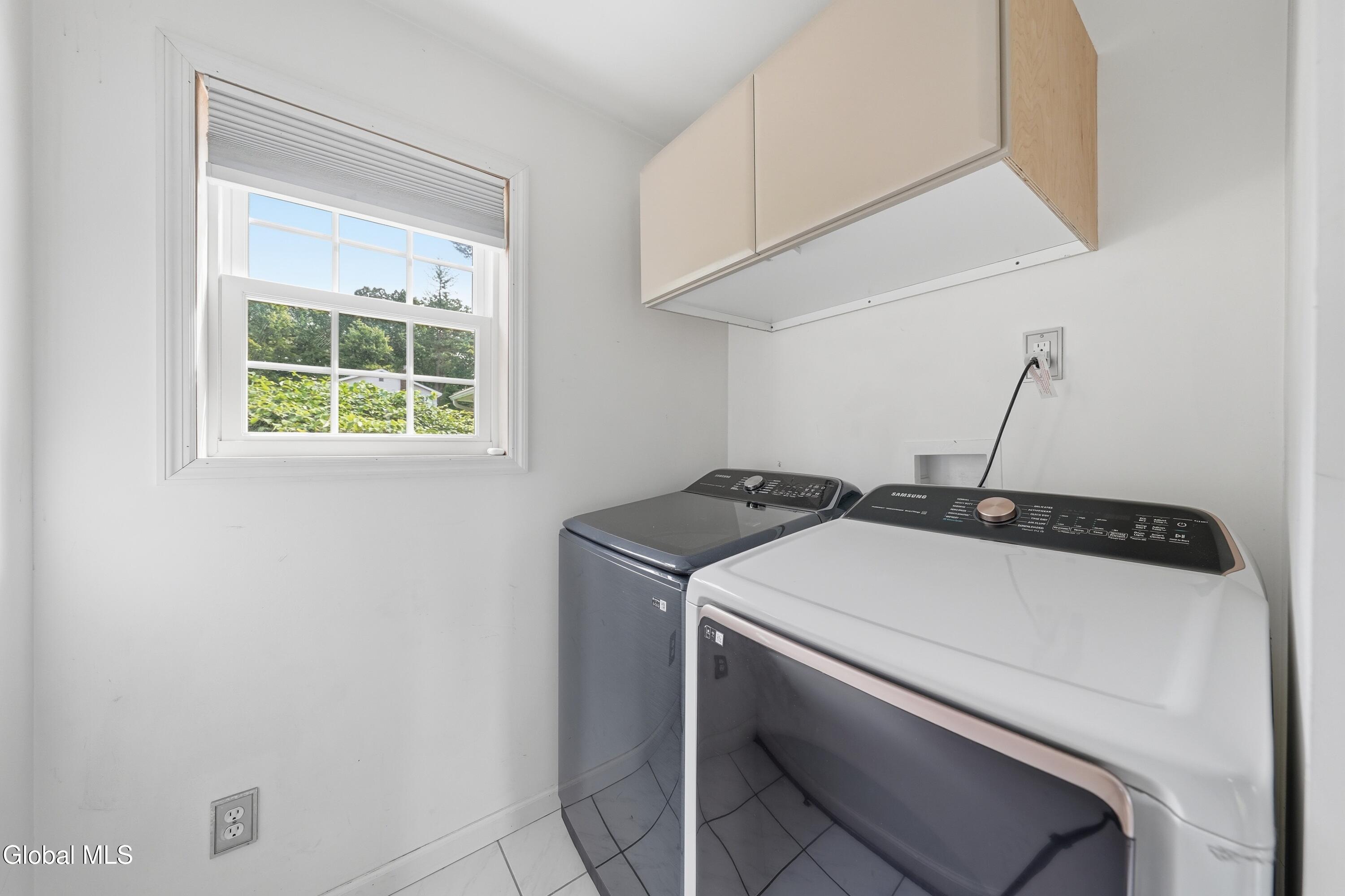 22 Pinewood Road Guilderland NY 12084