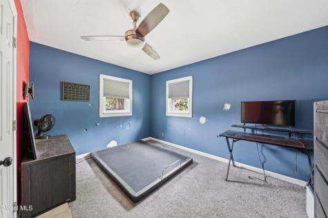 22 Pinewood Road Guilderland NY 12084