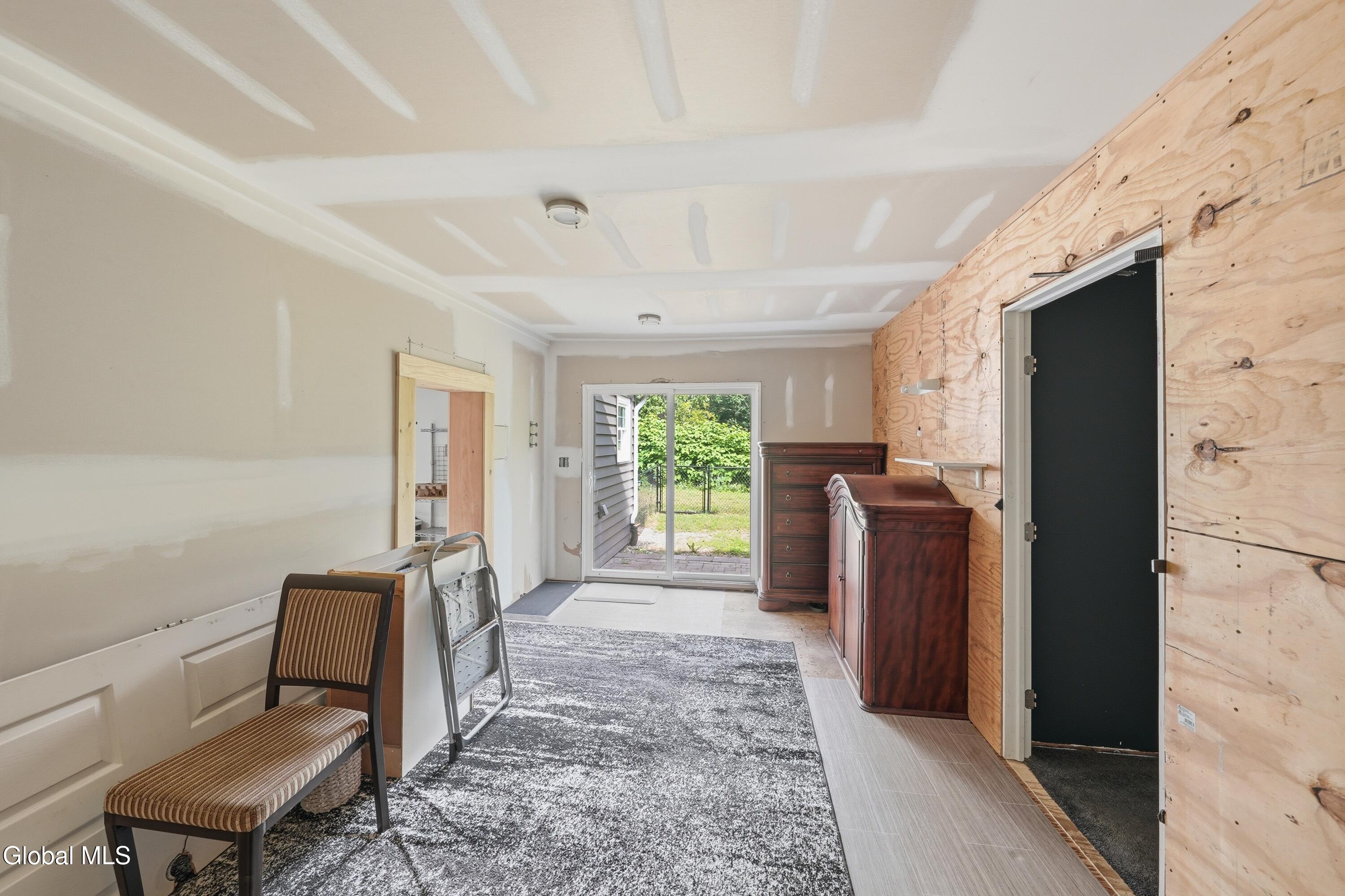 22 Pinewood Road Guilderland NY 12084