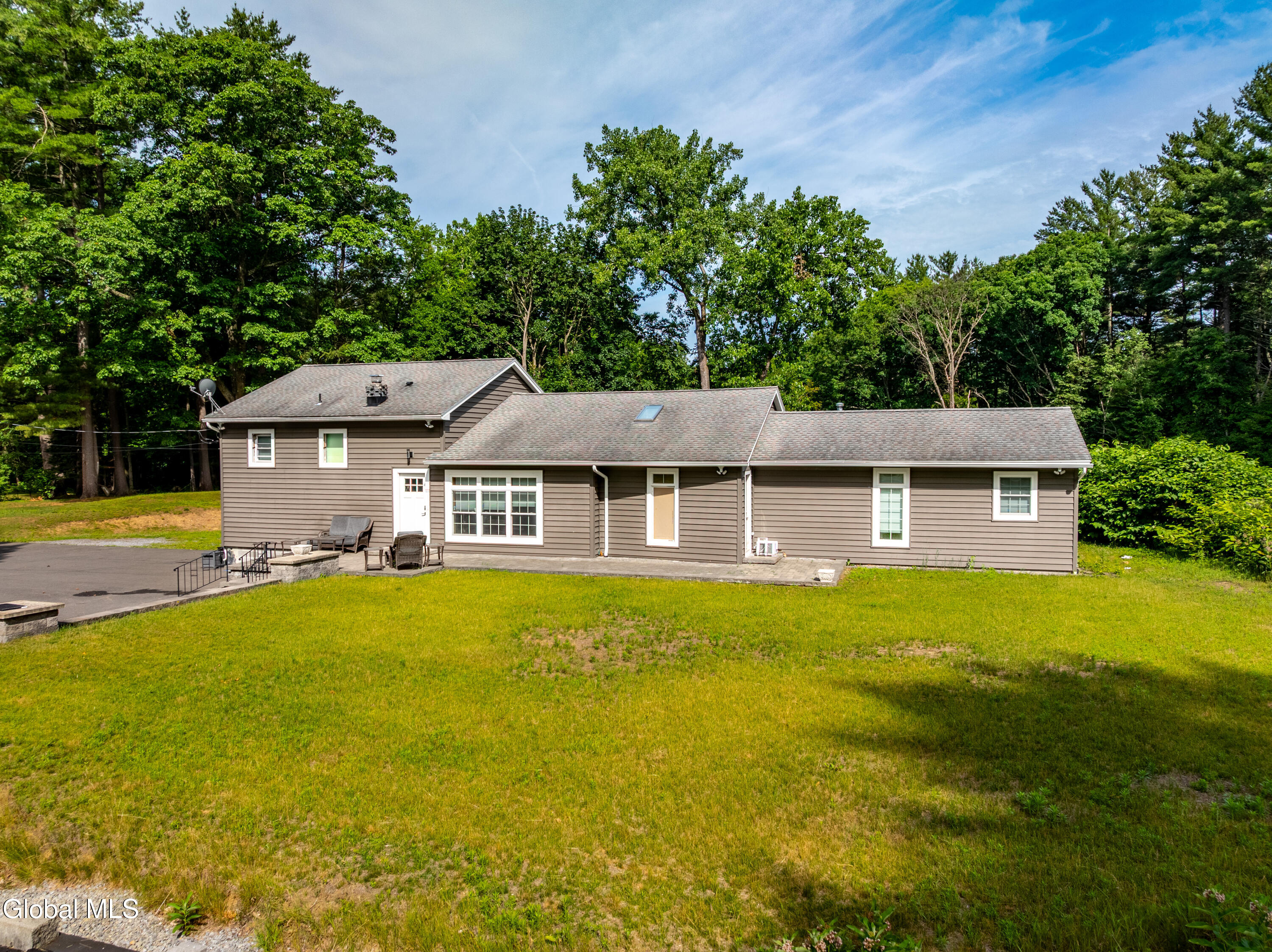 22 Pinewood Road Guilderland NY 12084