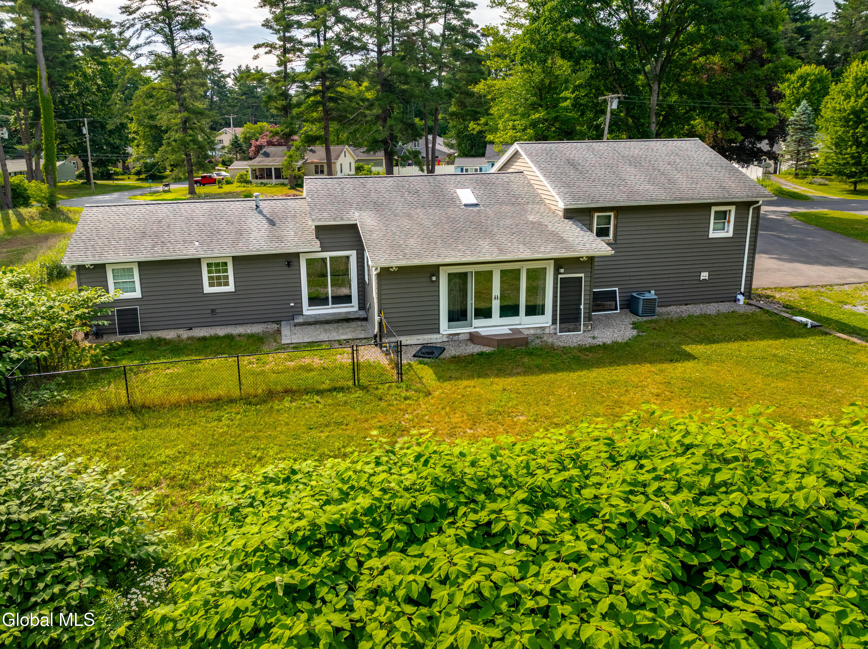 22 Pinewood Road Guilderland NY 12084