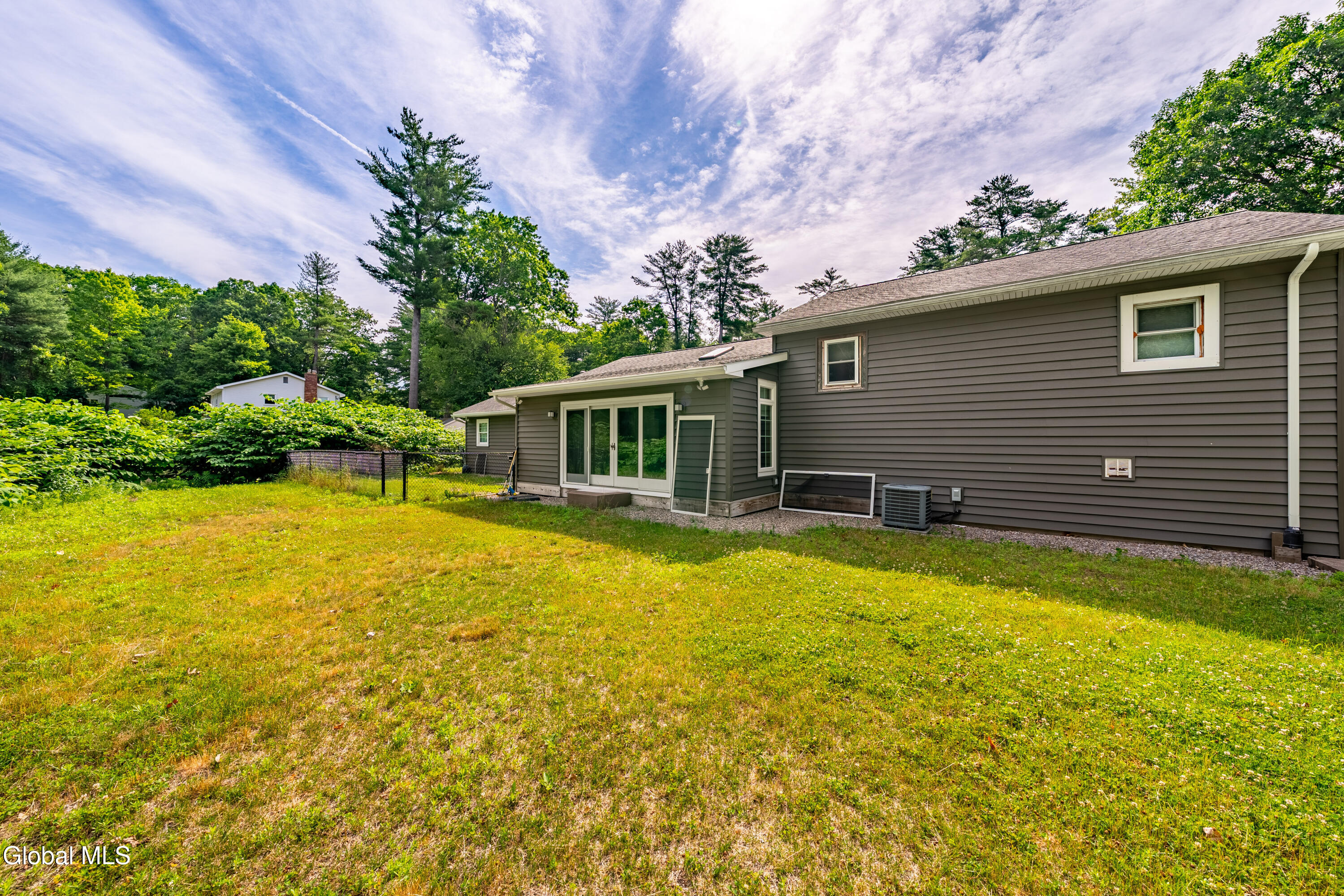 22 Pinewood Road Guilderland NY 12084
