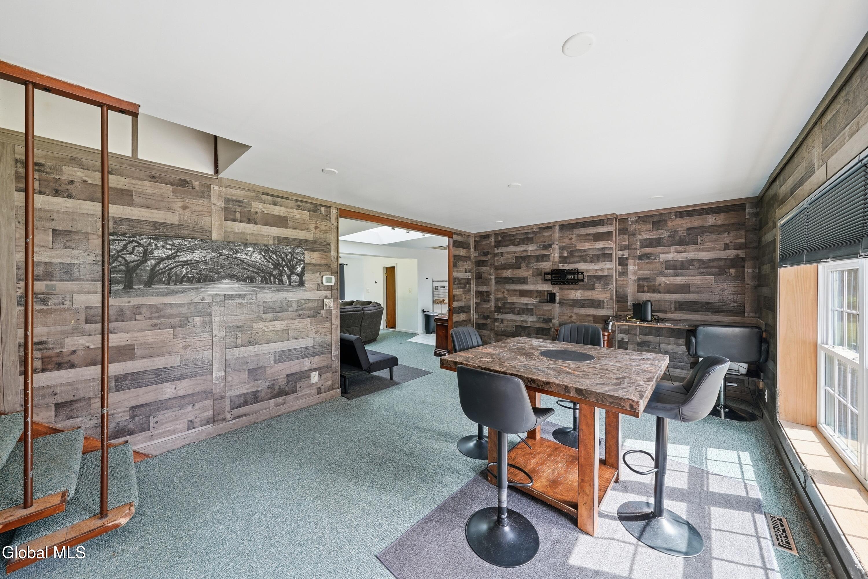 22 Pinewood Road Guilderland NY 12084