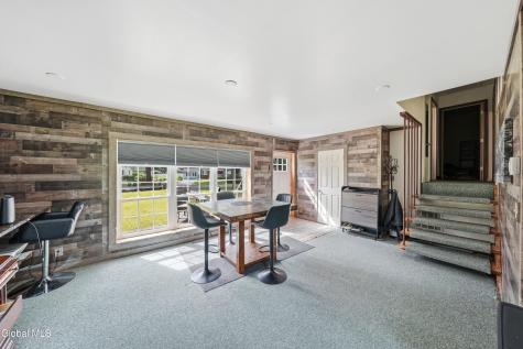 22 Pinewood Road Guilderland NY 12084