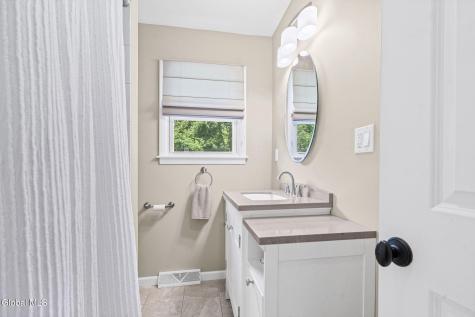 20 Arthur Terrace Slingerlands NY 12159