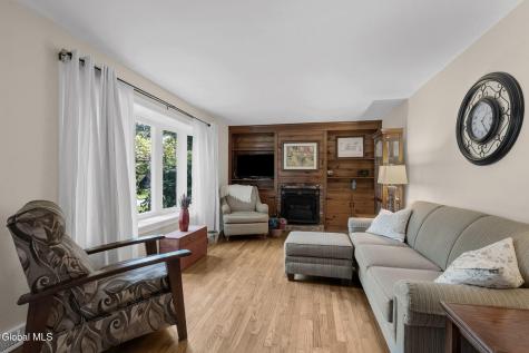 20 Arthur Terrace Slingerlands NY 12159