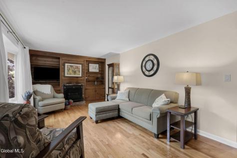 20 Arthur Terrace Slingerlands NY 12159