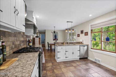 20 Arthur Terrace Slingerlands NY 12159