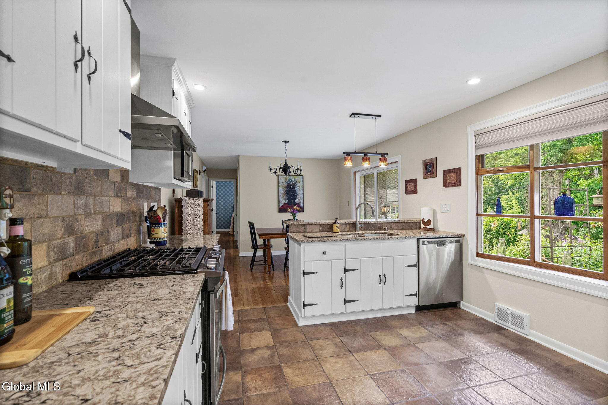 20 Arthur Terrace Slingerlands NY 12159
