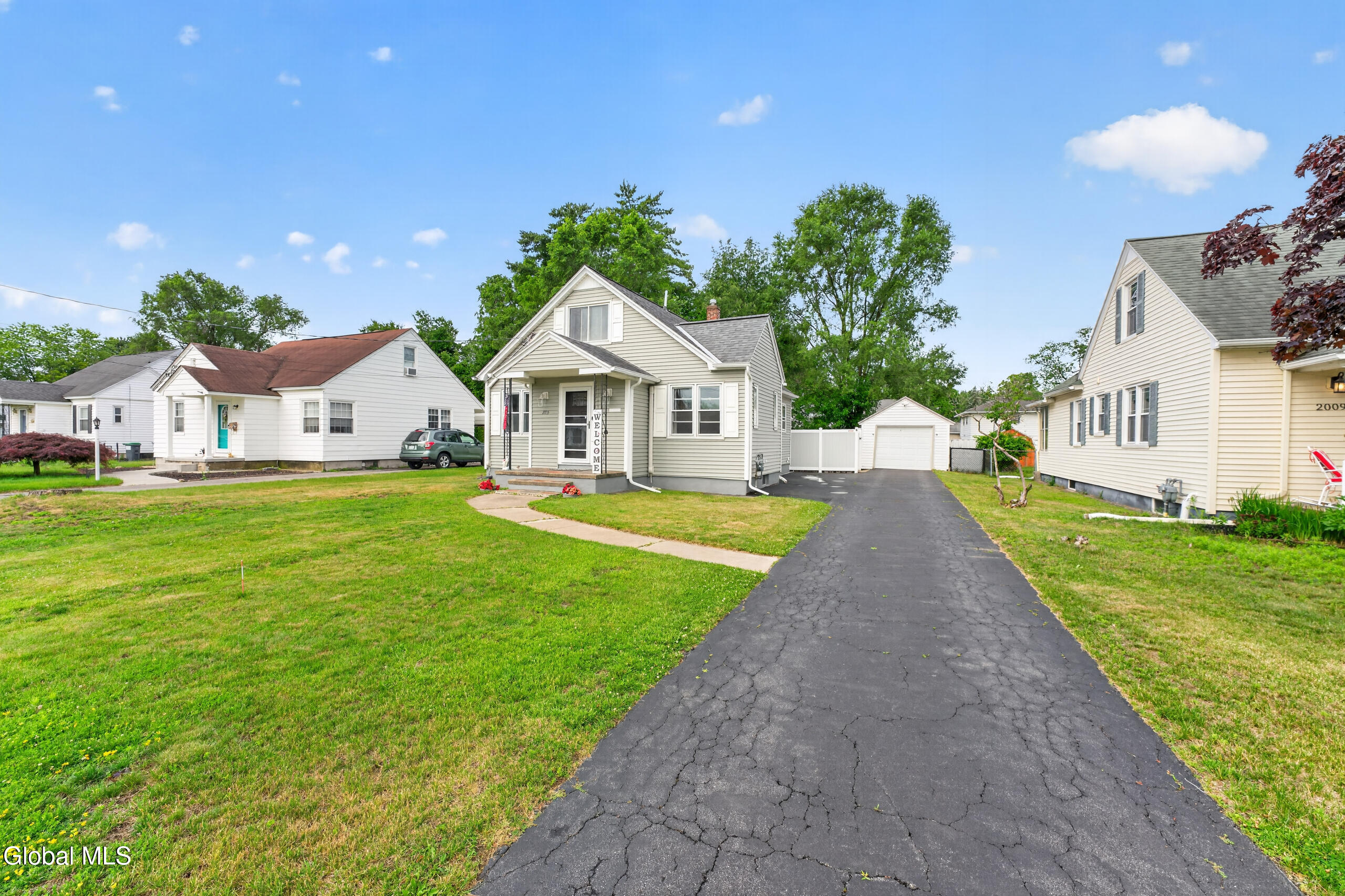 2015 Ferguson Street Schenectady NY 12303