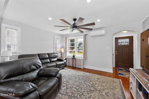 2015 Ferguson Street Schenectady NY 12303