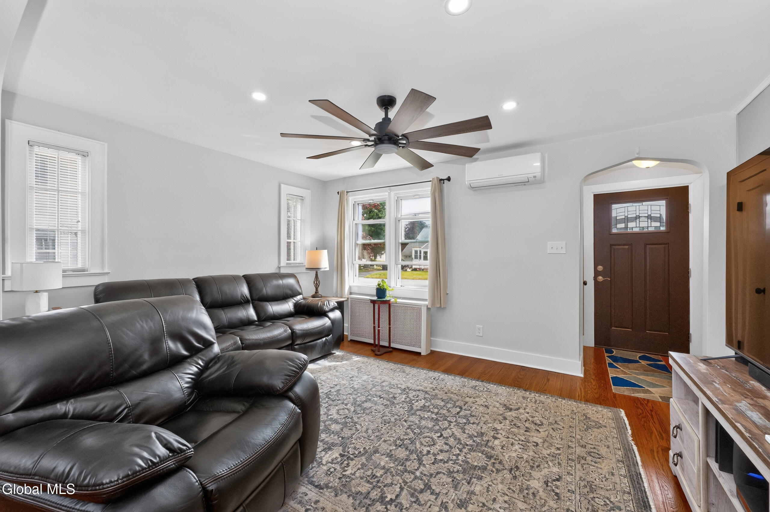 2015 Ferguson Street Schenectady NY 12303