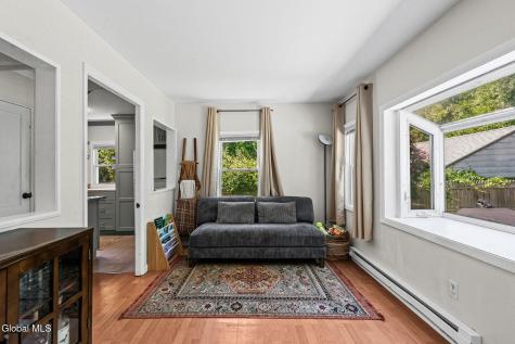 24 Westlyn Court Albany NY 12203