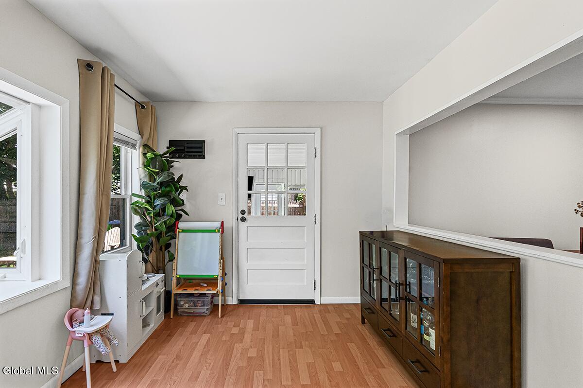 24 Westlyn Court Albany NY 12203