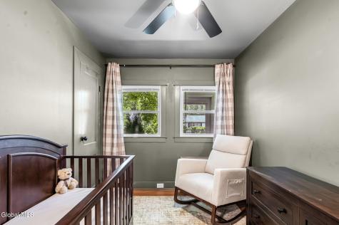 24 Westlyn Court Albany NY 12203