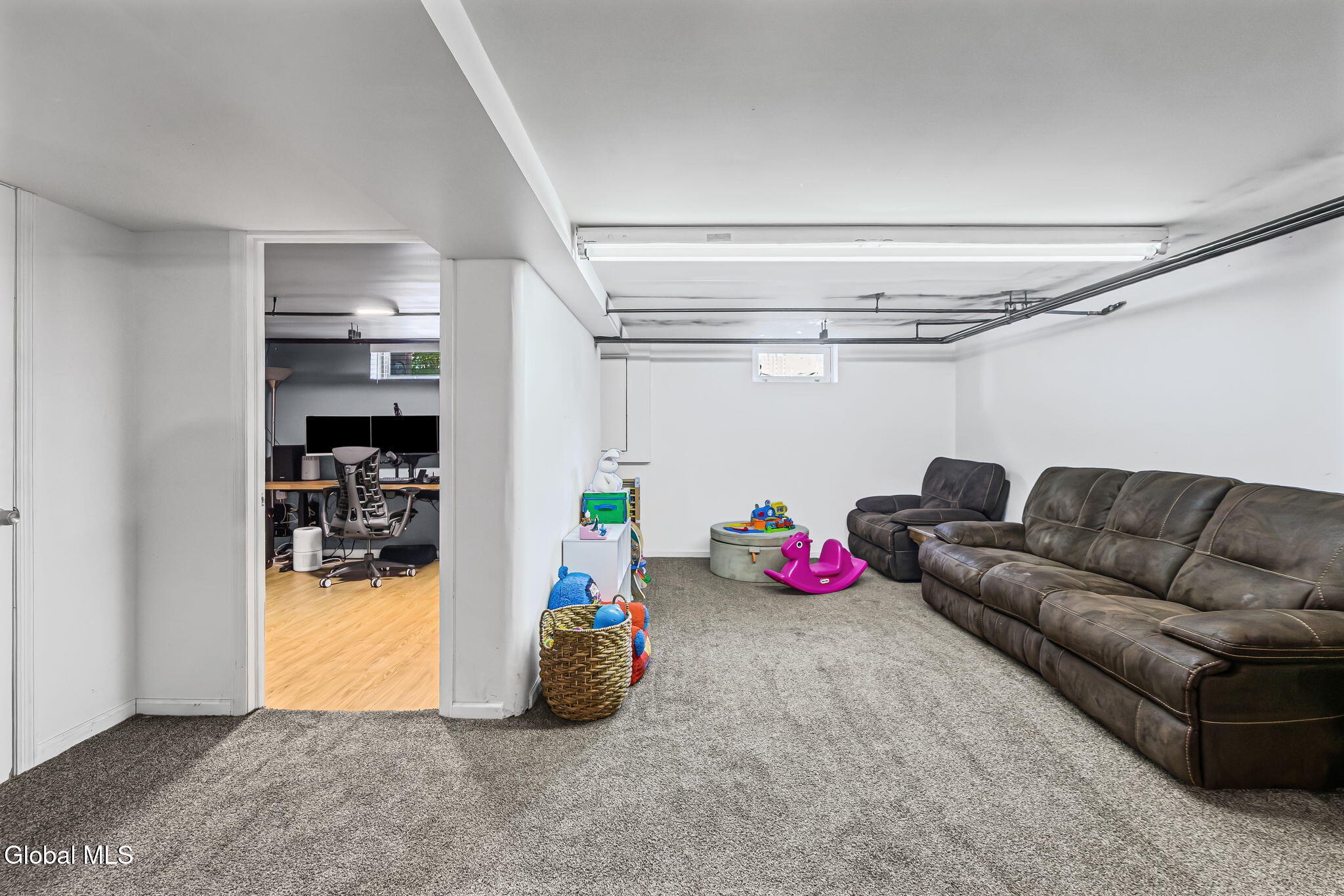 24 Westlyn Court Albany NY 12203