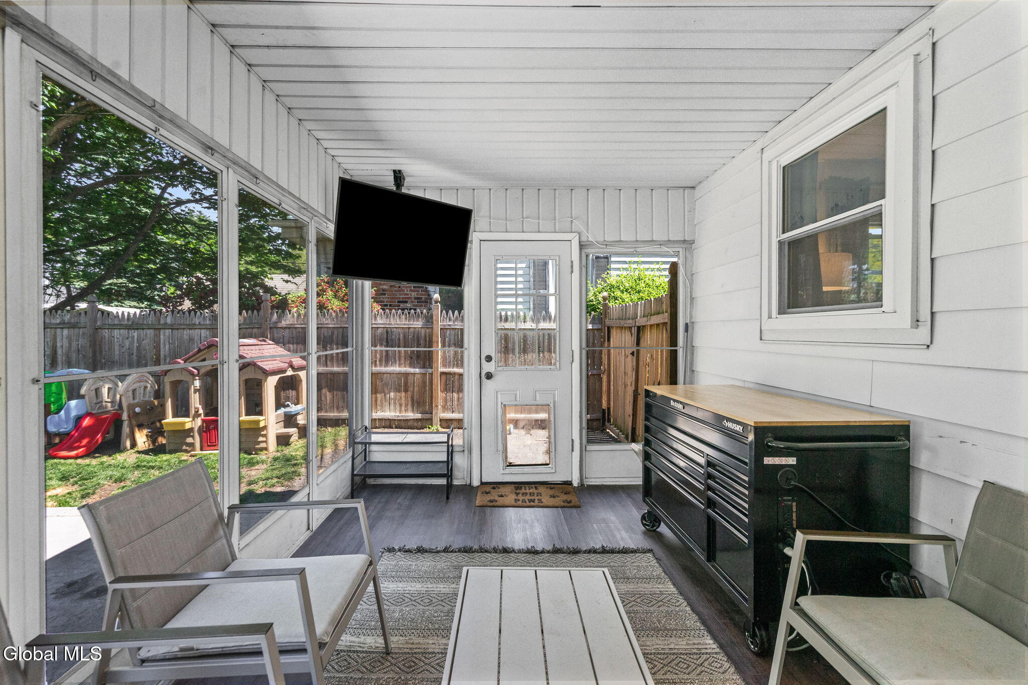 24 Westlyn Court Albany NY 12203