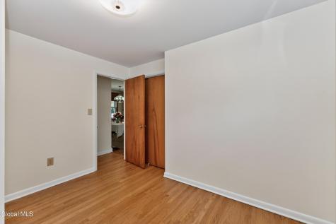 3 Kenyon Drive Colonie NY 12205