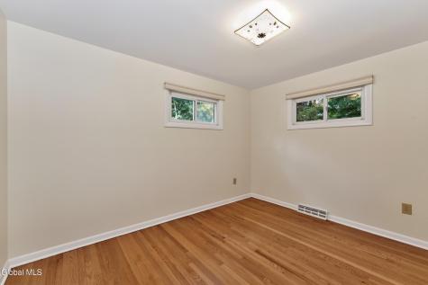 3 Kenyon Drive Colonie NY 12205