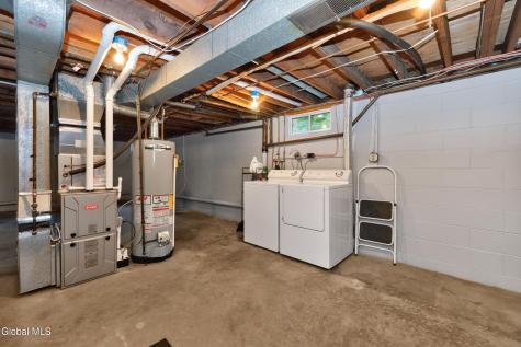 3 Kenyon Drive Colonie NY 12205