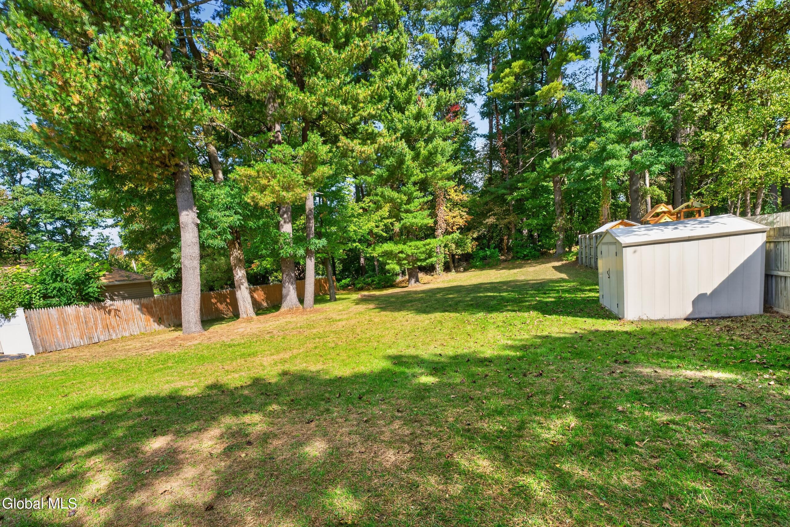 3 Kenyon Drive Colonie NY 12205