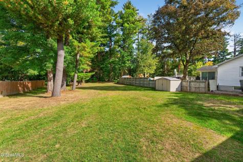3 Kenyon Drive Colonie NY 12205