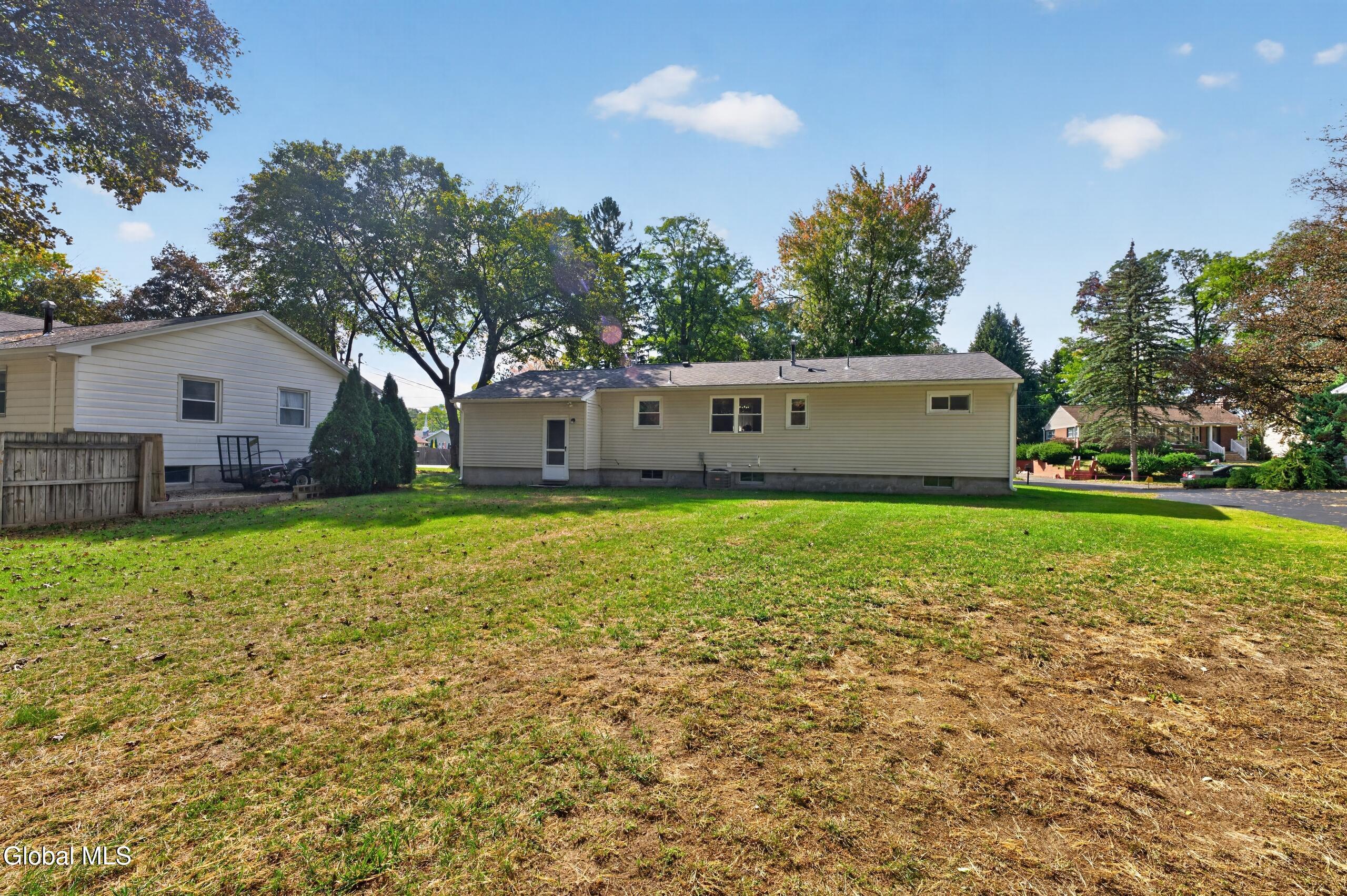 3 Kenyon Drive Colonie NY 12205
