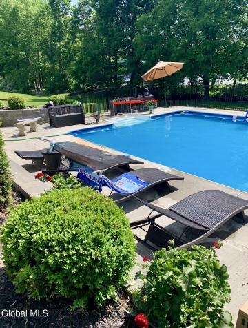 1022 Country Brook Court Schenectady NY 12306