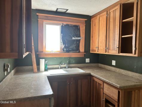 16 River Street Schenectady NY 12305