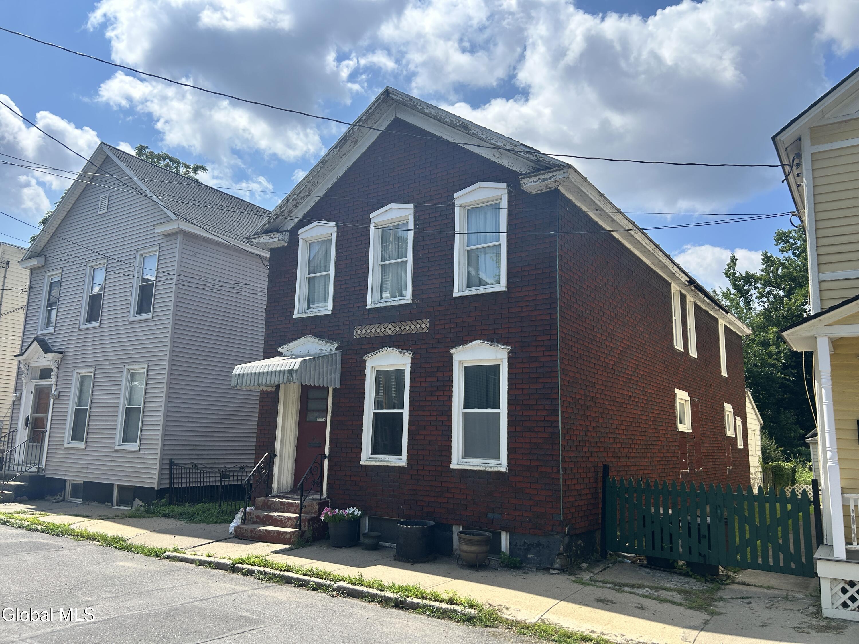 16 River Street Schenectady NY 12305
