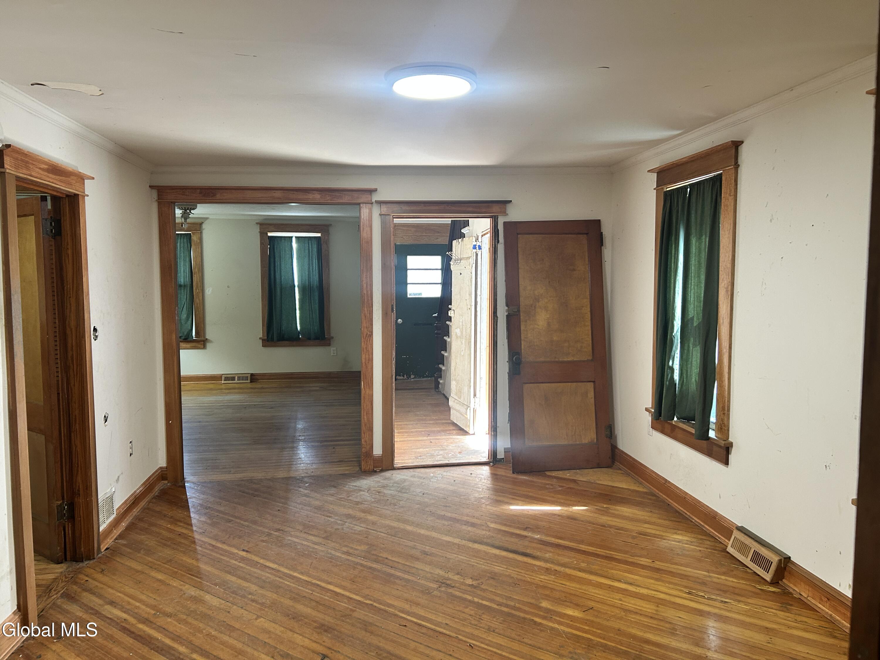 16 River Street Schenectady NY 12305
