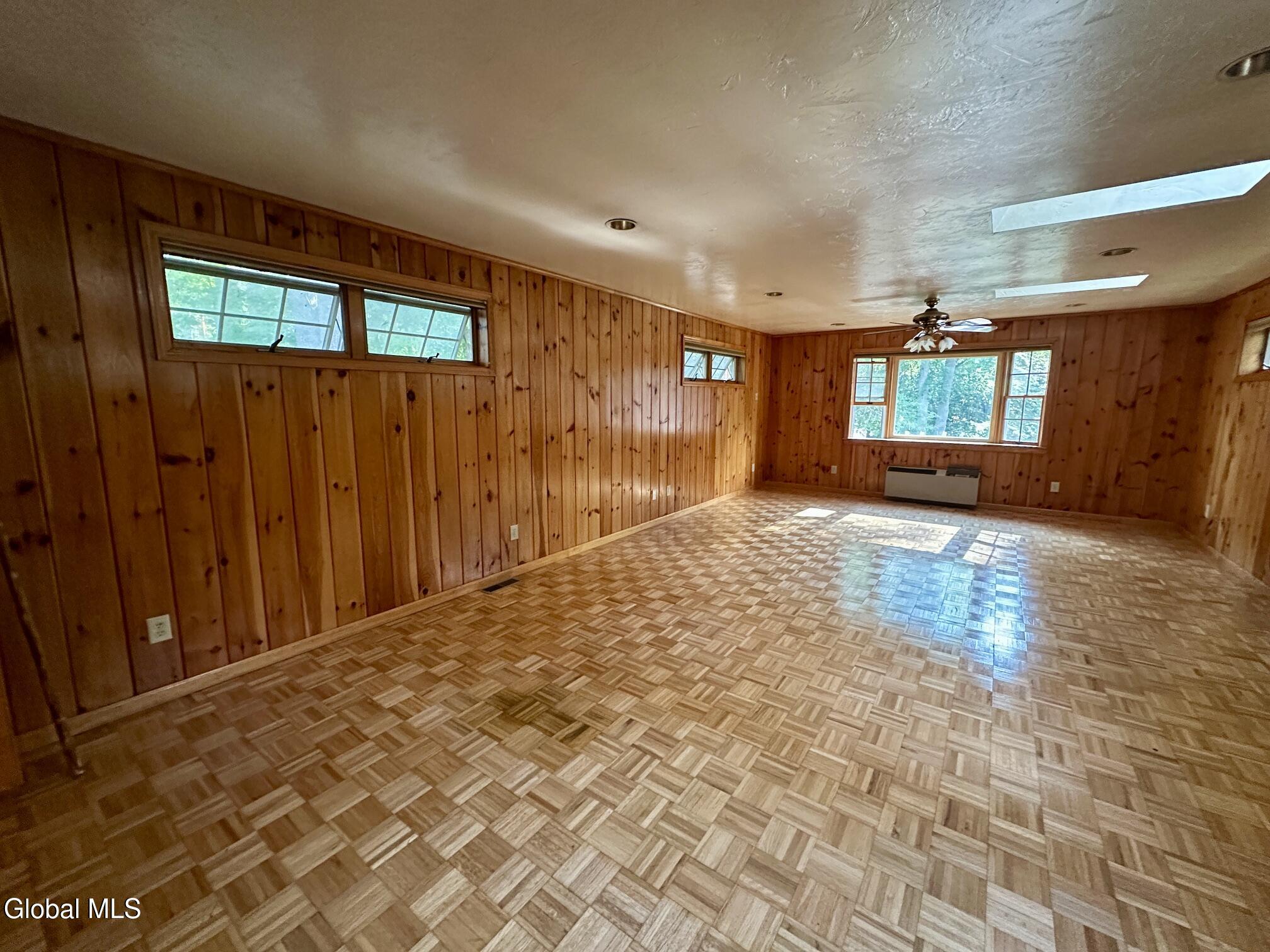 41 Dubois Lane Lake Luzerne NY 12846