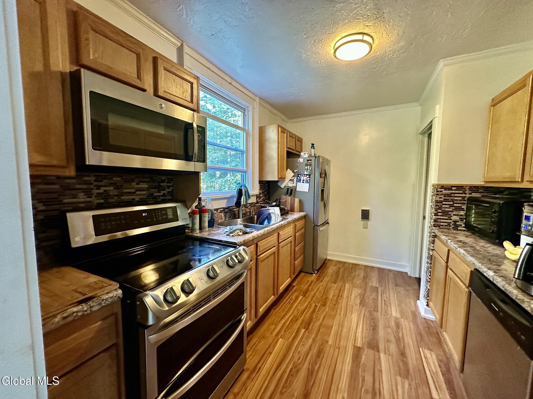 41 Dubois Lane Lake Luzerne NY 12846