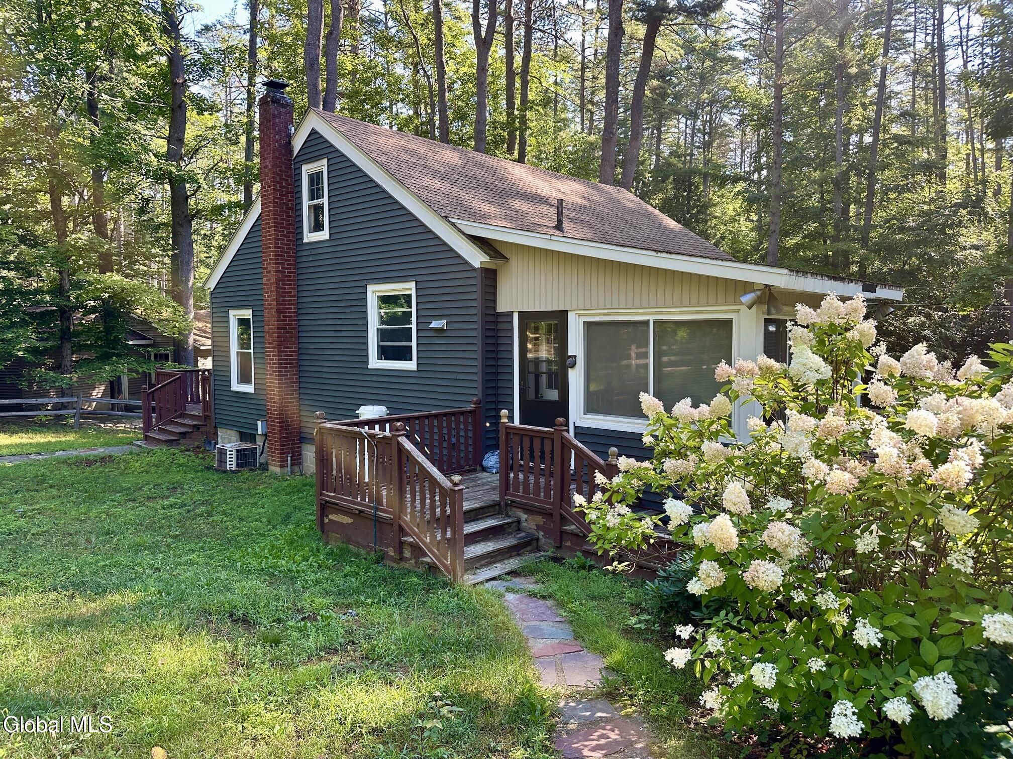 41 Dubois Lane Lake Luzerne NY 12846