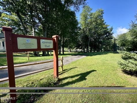 41 Dubois Lane Lake Luzerne NY 12846