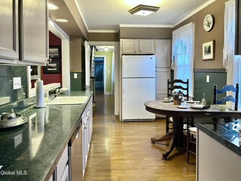 148 Brunswick Road Troy NY 12180