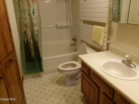 75 Higgins Road Wynantskill NY 12198