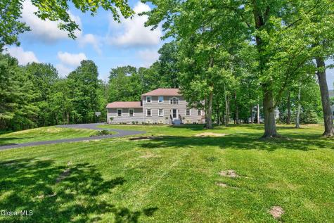 267 Bender Lane Glenmont NY 12077