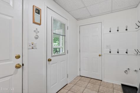 267 Bender Lane Glenmont NY 12077