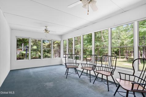 267 Bender Lane Glenmont NY 12077