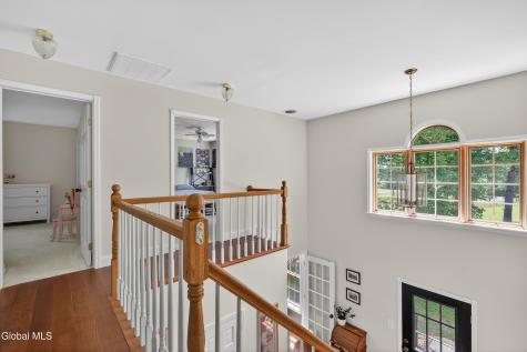 267 Bender Lane Glenmont NY 12077