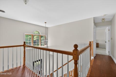 267 Bender Lane Glenmont NY 12077