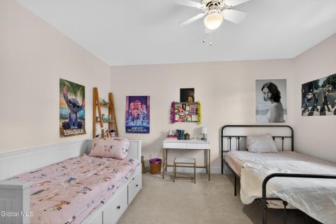 267 Bender Lane Glenmont NY 12077