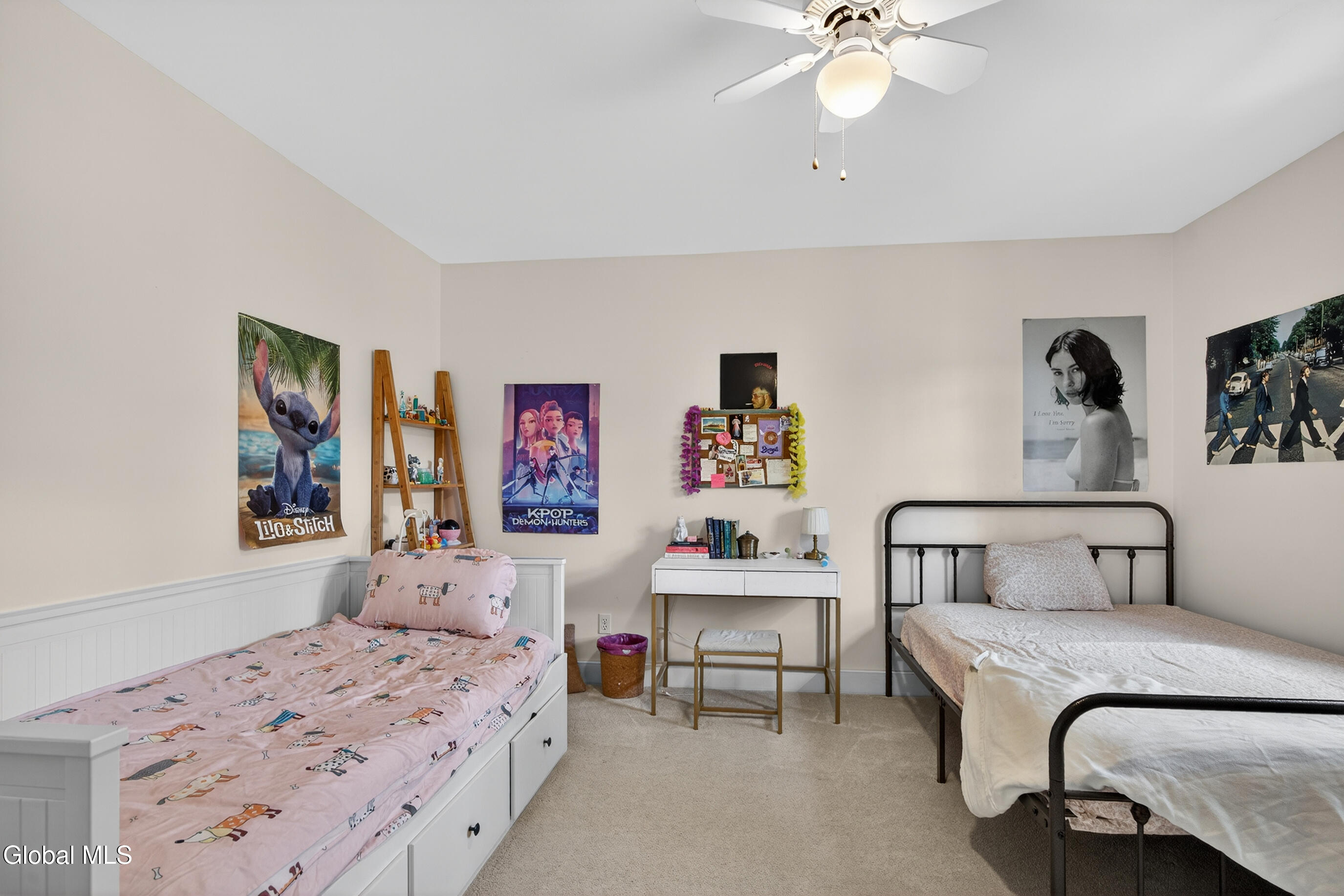 267 Bender Lane Glenmont NY 12077